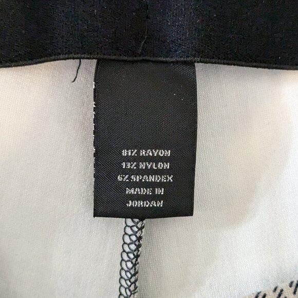 SLIM FACTOR by INVESTMENTS Slim Straight Black/Gray Plaid Stretch Pants; Size M - Picture 4 of 5